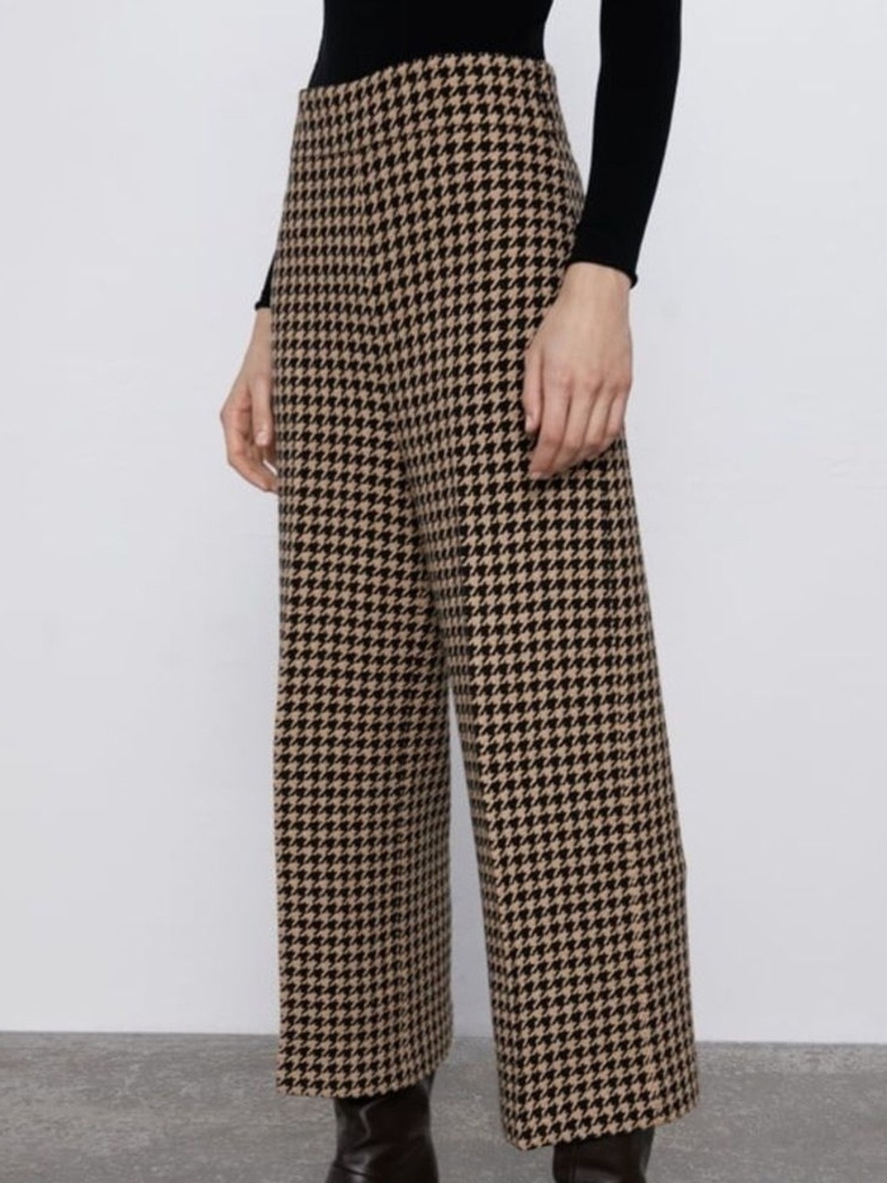 Zara Black and Tan Houndstooth Wide-Leg Pants